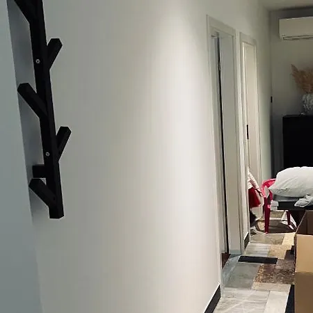 Modern Lili's Place In *